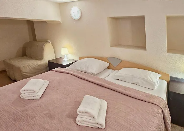 Statek 014 Z Osobna Sypialnia I Antresola Przy Plazy Miedzyzdroje