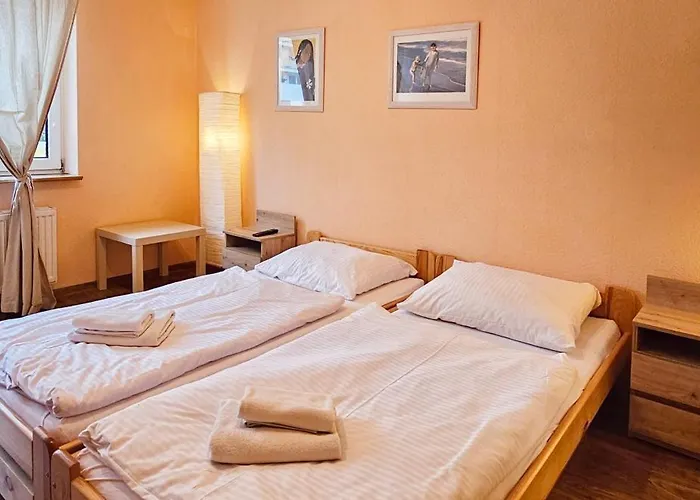 Statek 014 Z Osobna Sypialnia I Antresola Przy Plazy Appartamento