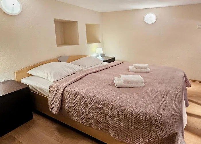 Statek 014 Z Osobna Sypialnia I Antresola Przy Plazy Miedzyzdroje